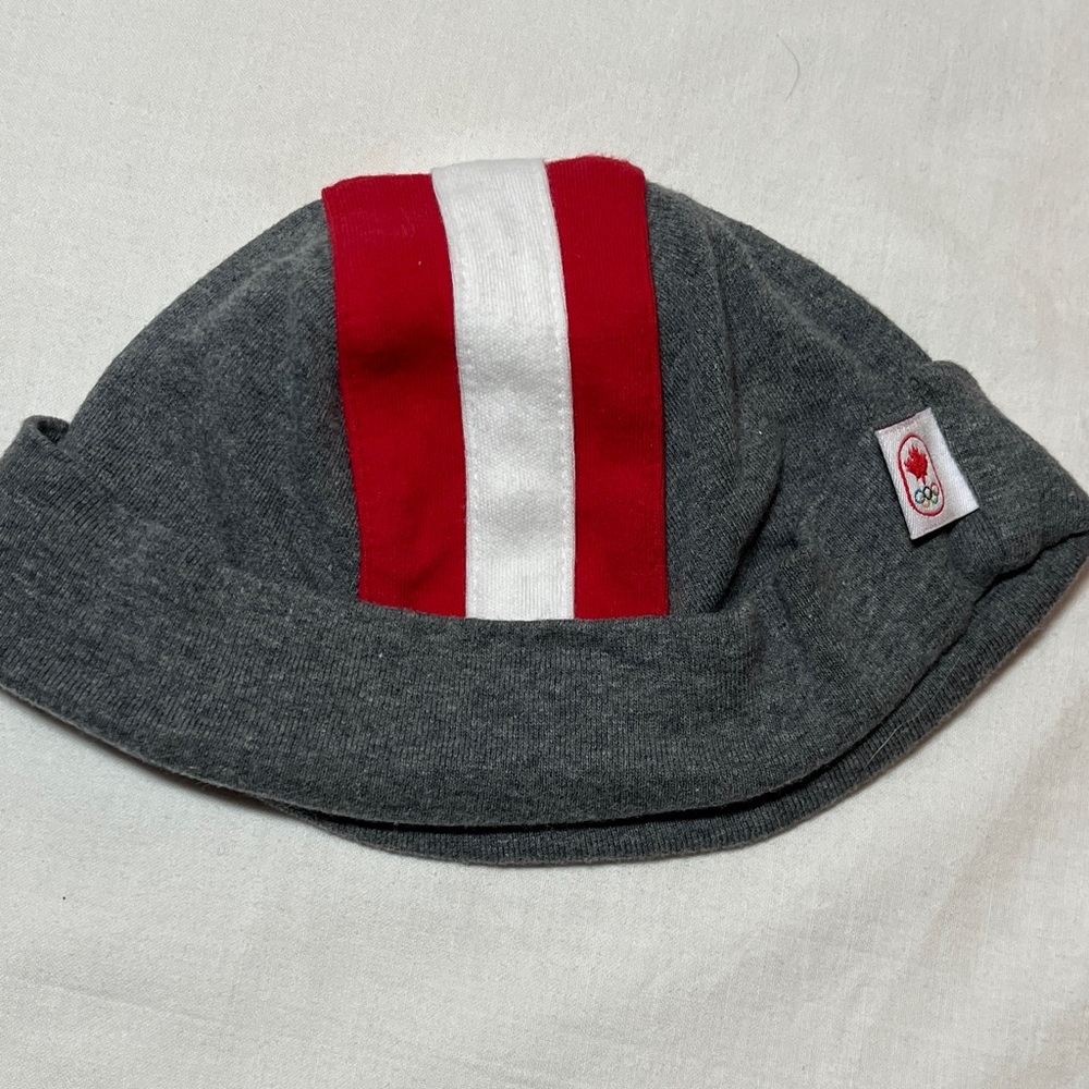 12-18M Gray and Red Kids Beanie